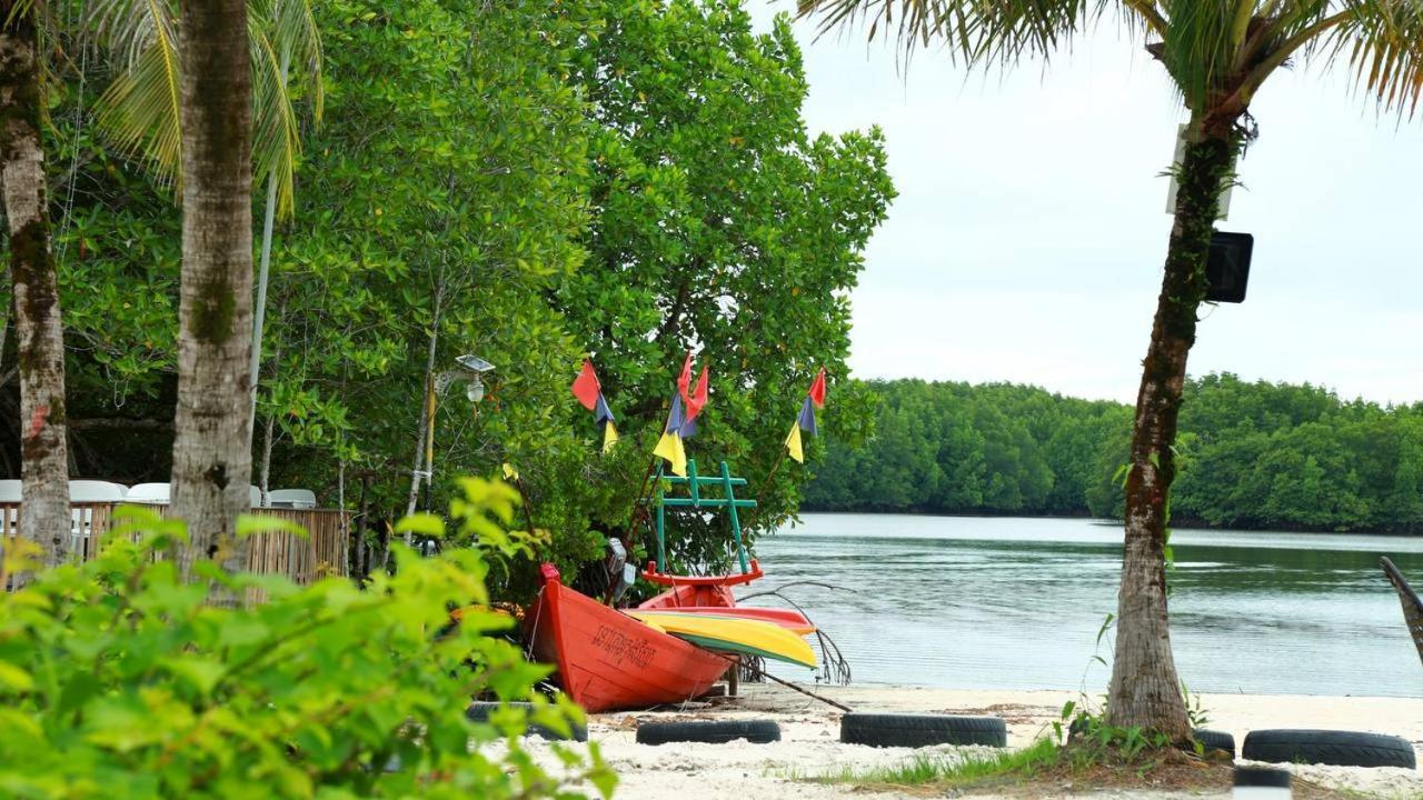 Nov Koh Kong Resort Phumi Sre Thmei エクステリア 写真