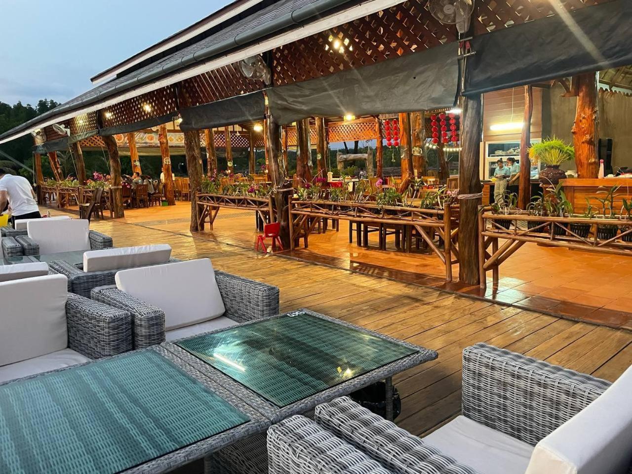 Nov Koh Kong Resort Phumi Sre Thmei エクステリア 写真