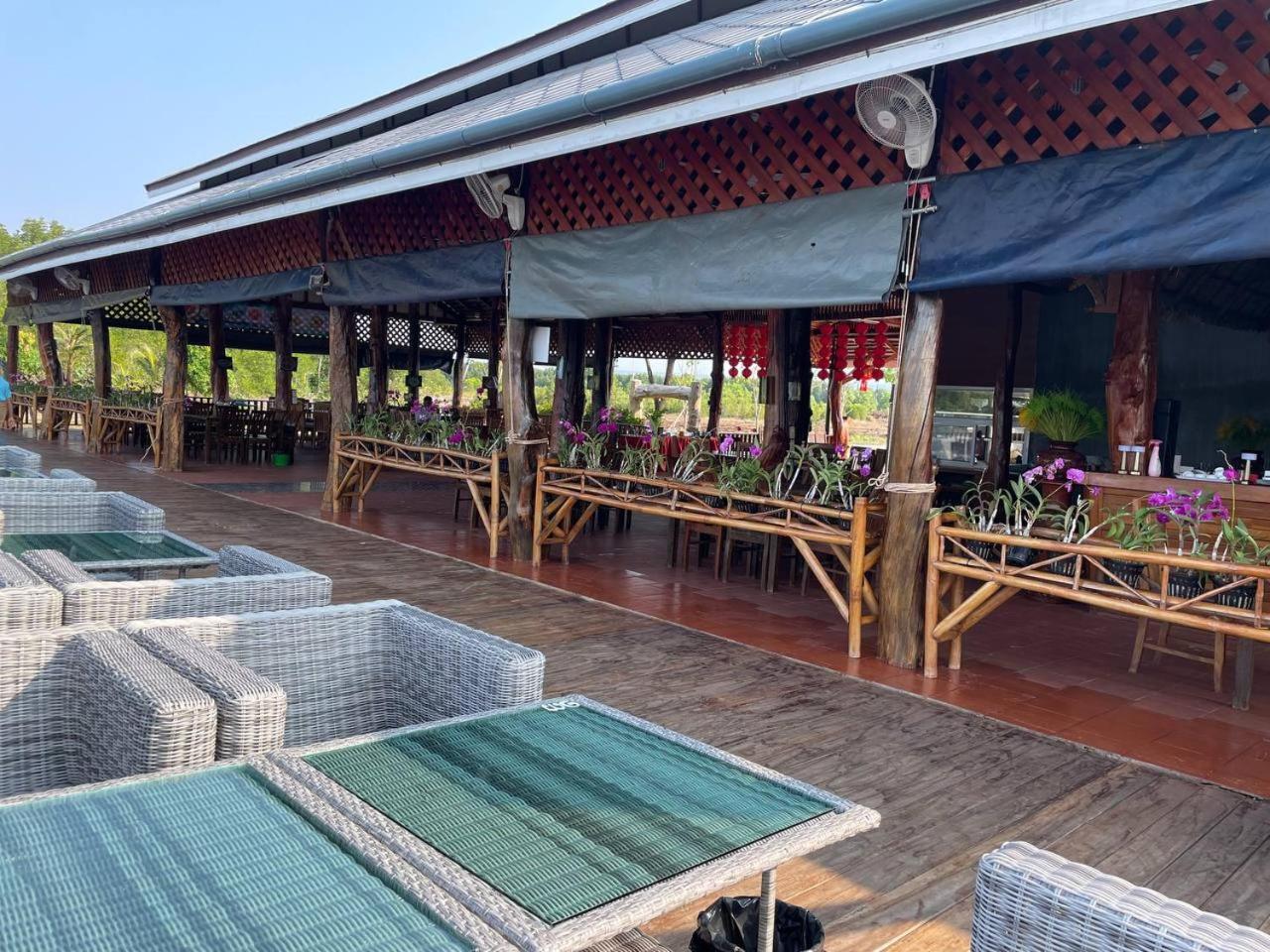 Nov Koh Kong Resort Phumi Sre Thmei エクステリア 写真
