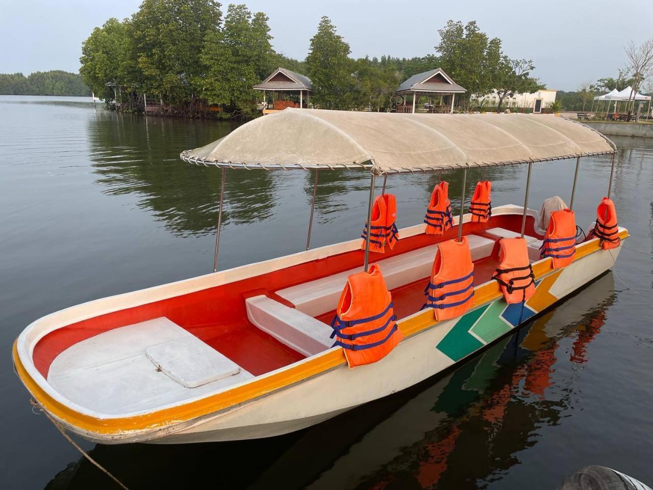 Nov Koh Kong Resort Phumi Sre Thmei エクステリア 写真
