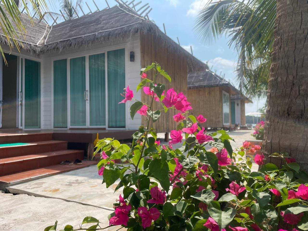 Nov Koh Kong Resort Phumi Sre Thmei エクステリア 写真